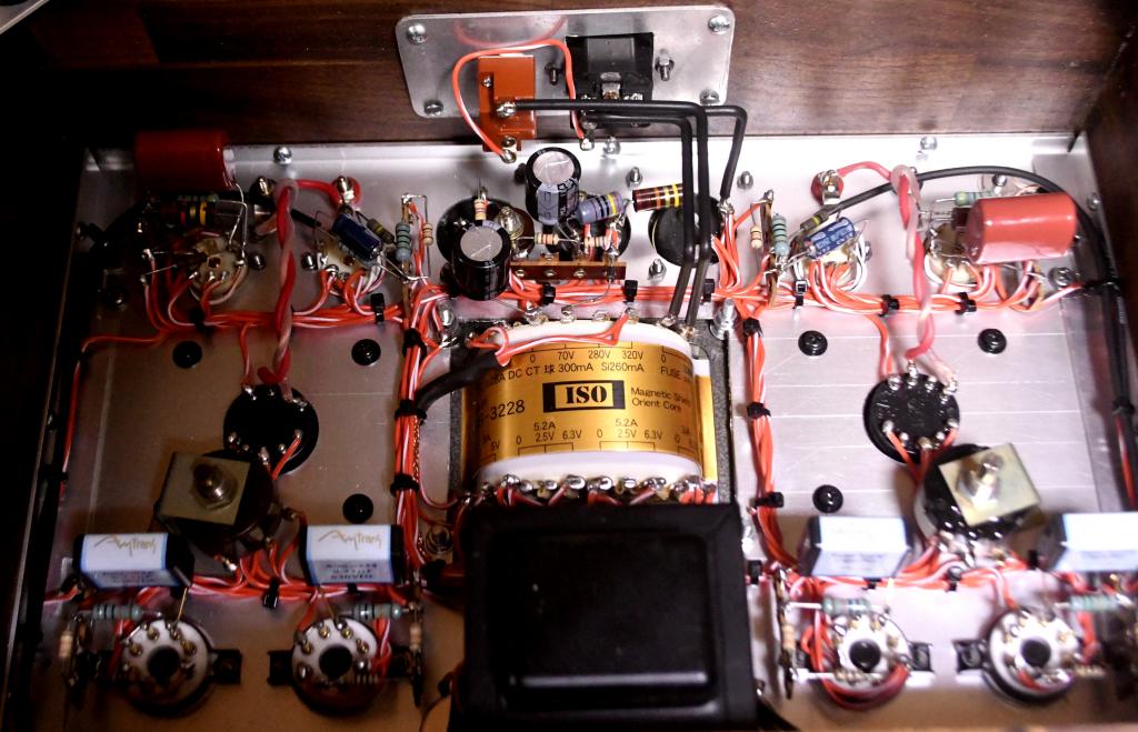 Special order made 6L6 PP tube amp with deluxe Walnut wooden case