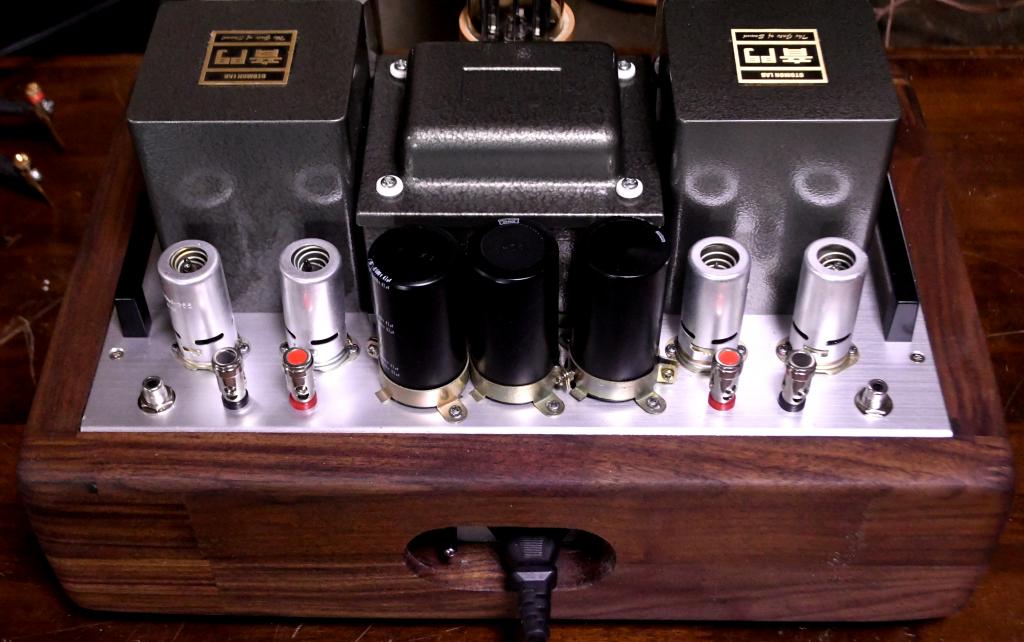 Special order made 6L6 PP tube amp with deluxe Walnut wooden case