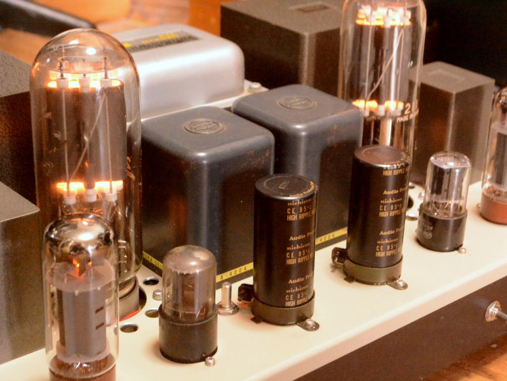 211 SE special order made amplifier with Hirata TANGO, LUX, TAMURA