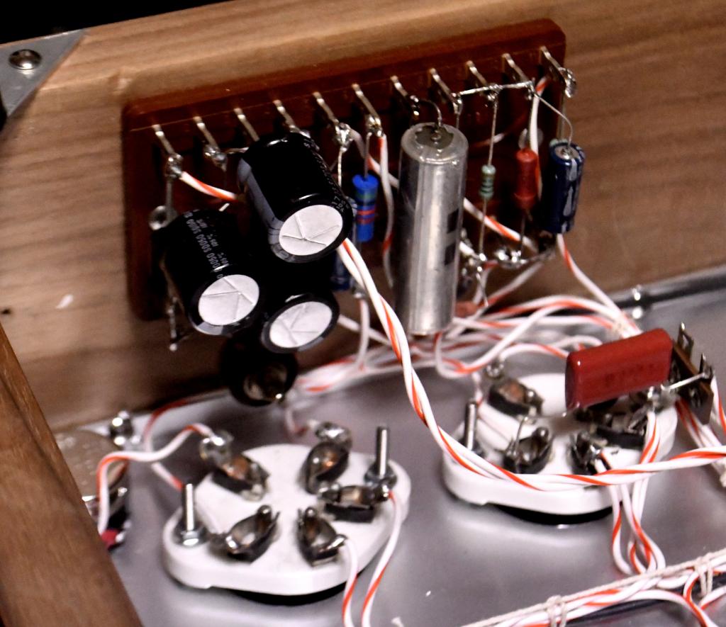 45 SE tube amplifier class A1 driven by 27 tube