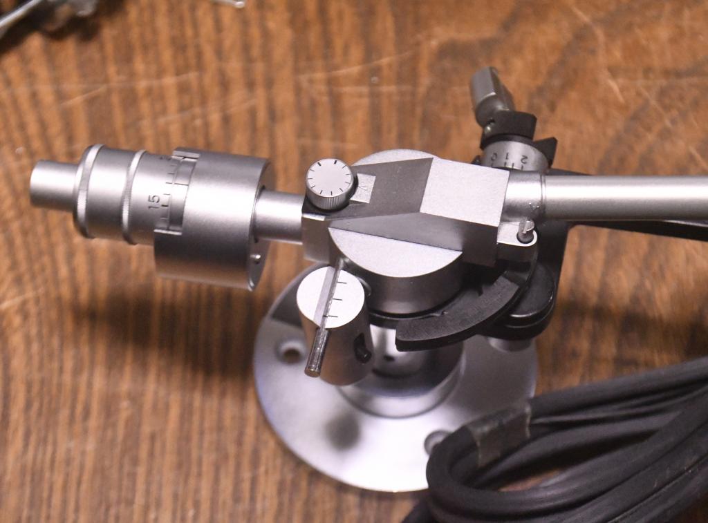 Details about Audio Technica AT-1010 tonearm with original headshell and cable