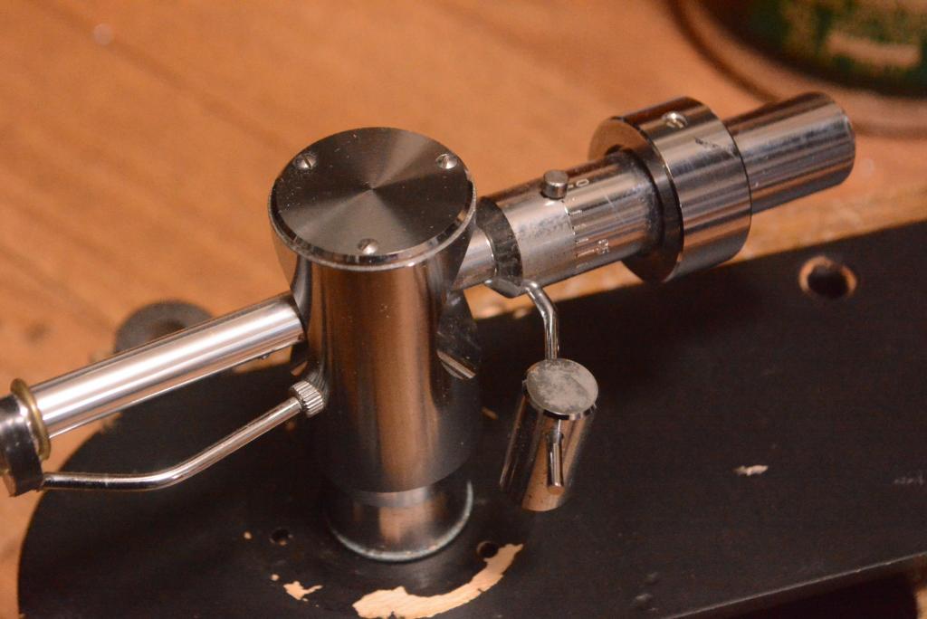 Fidelity Research FR-24 Pro  tonearm with cable * VG++ condtion