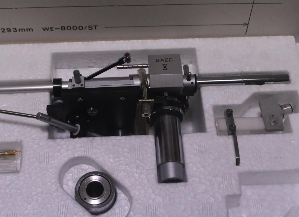 SAEC WE-8000st long straight tonearm with original box, cable, template