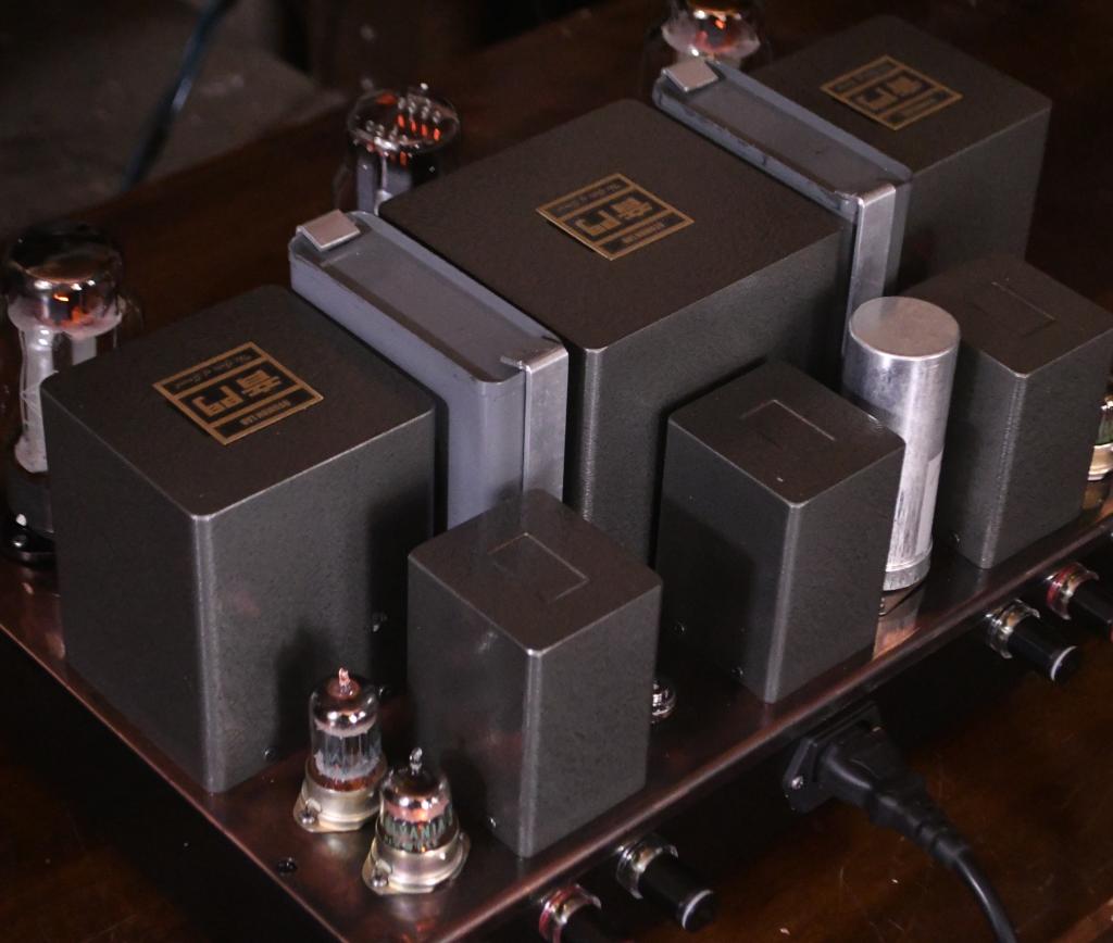 Special order made EL-156SE tube amplifier * output 12W