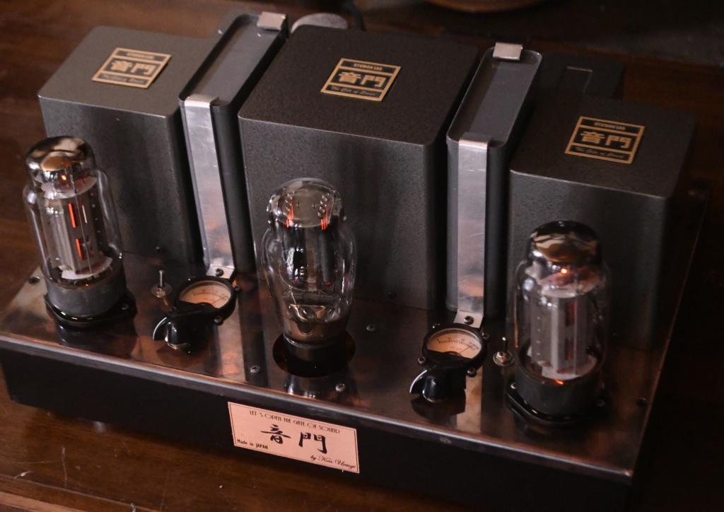 Special order made EL-156SE tube amplifier * output 12W