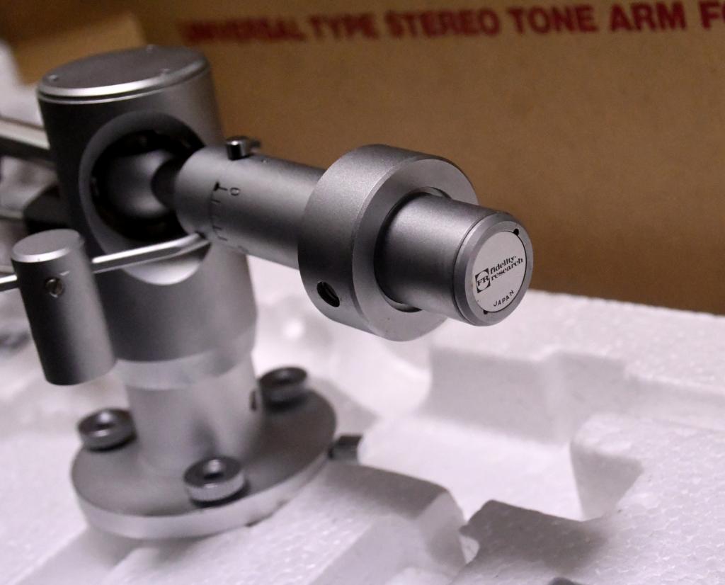 Used Fidelity Research FR-24S tonearm with original box, manual, cable