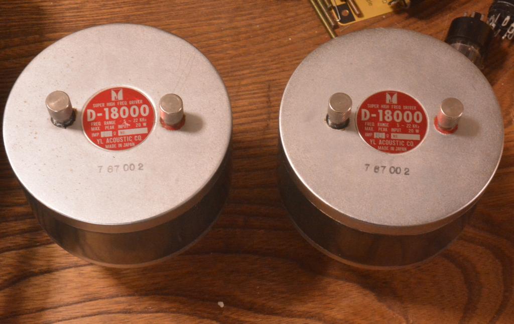 Pair New old stock YL-D18000 * checked by ALE Acoustic 5K-22KHz * matching pair
