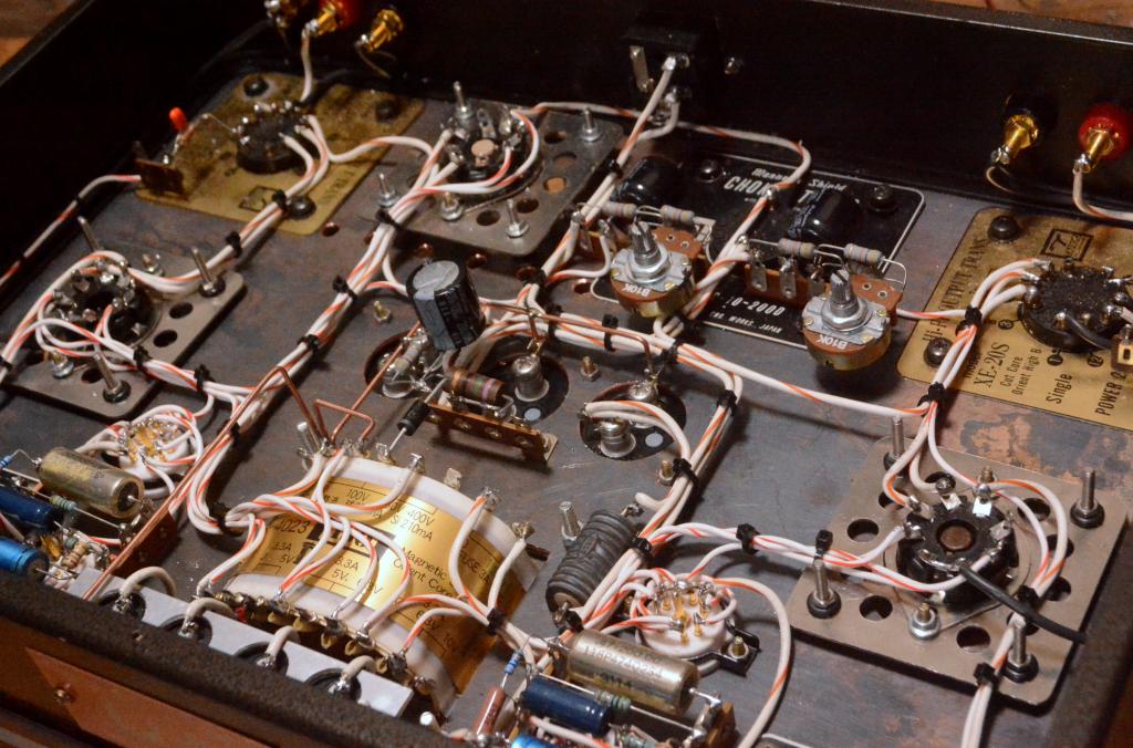 Special order made KT-88/EL-156SE tube amp with all Hirata TANGO OPT
