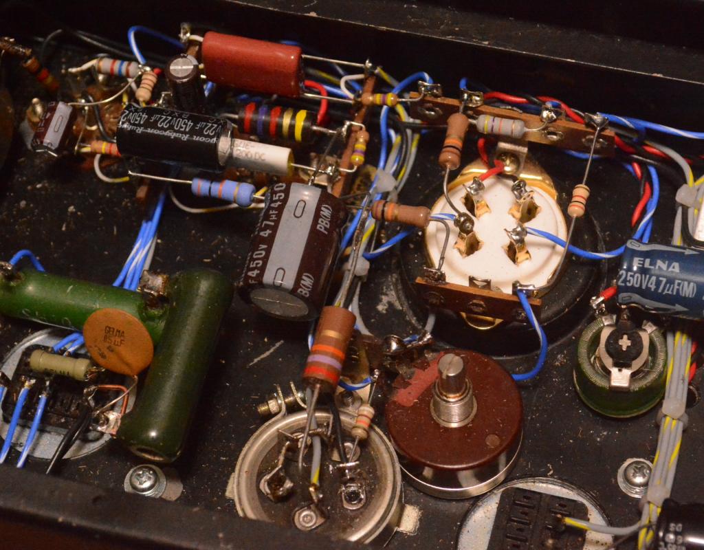 Gallery Stereo Q 300B monobock x 2 ALL Luxman transformer * Perfect sound