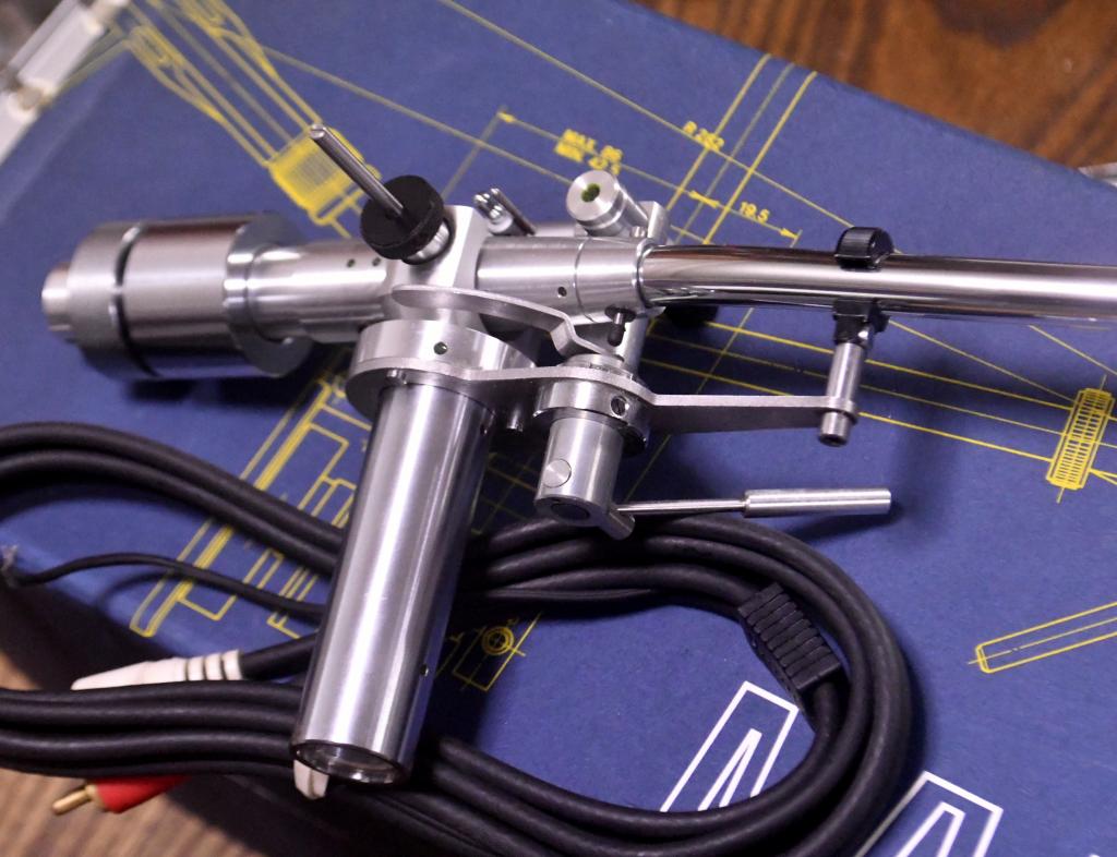 Micro seiki MA-505L long type tonearm with original box, cable