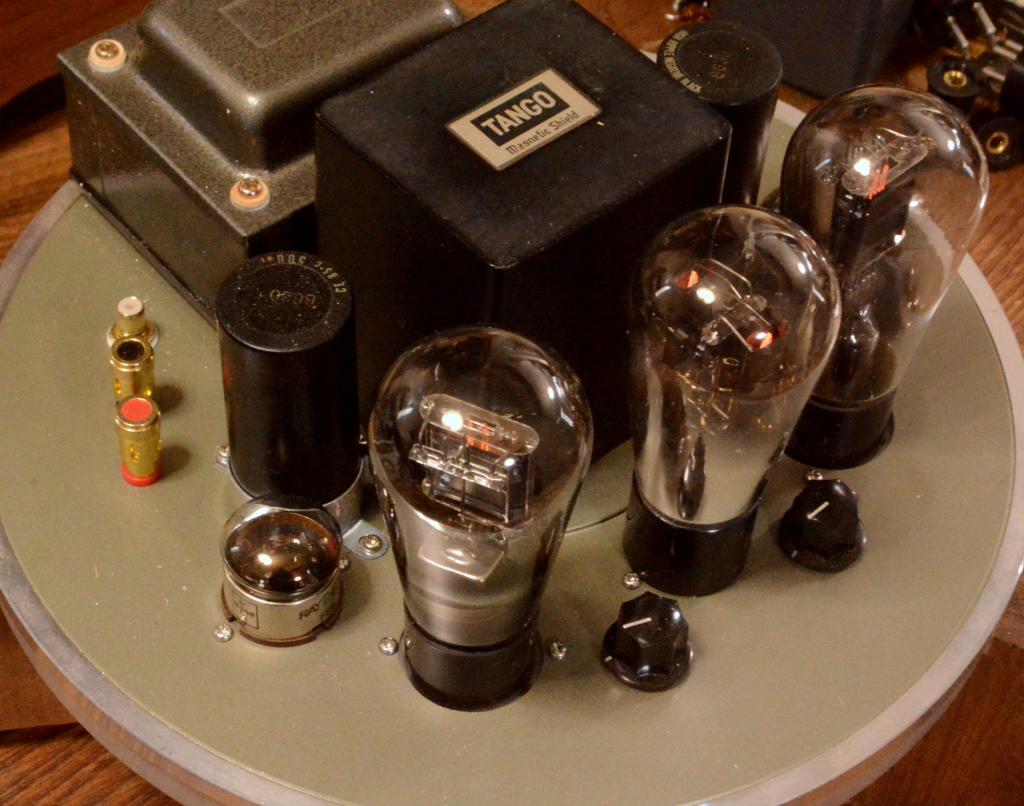 46 SE tube amplifier with　Sachsenwerk transformer driving tube 717A