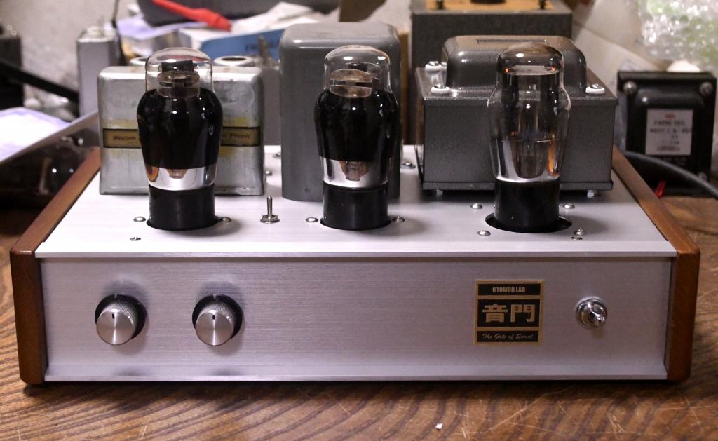 42 SE tube amplifier with Western electric output transformer, Bluetooth receiver embedded