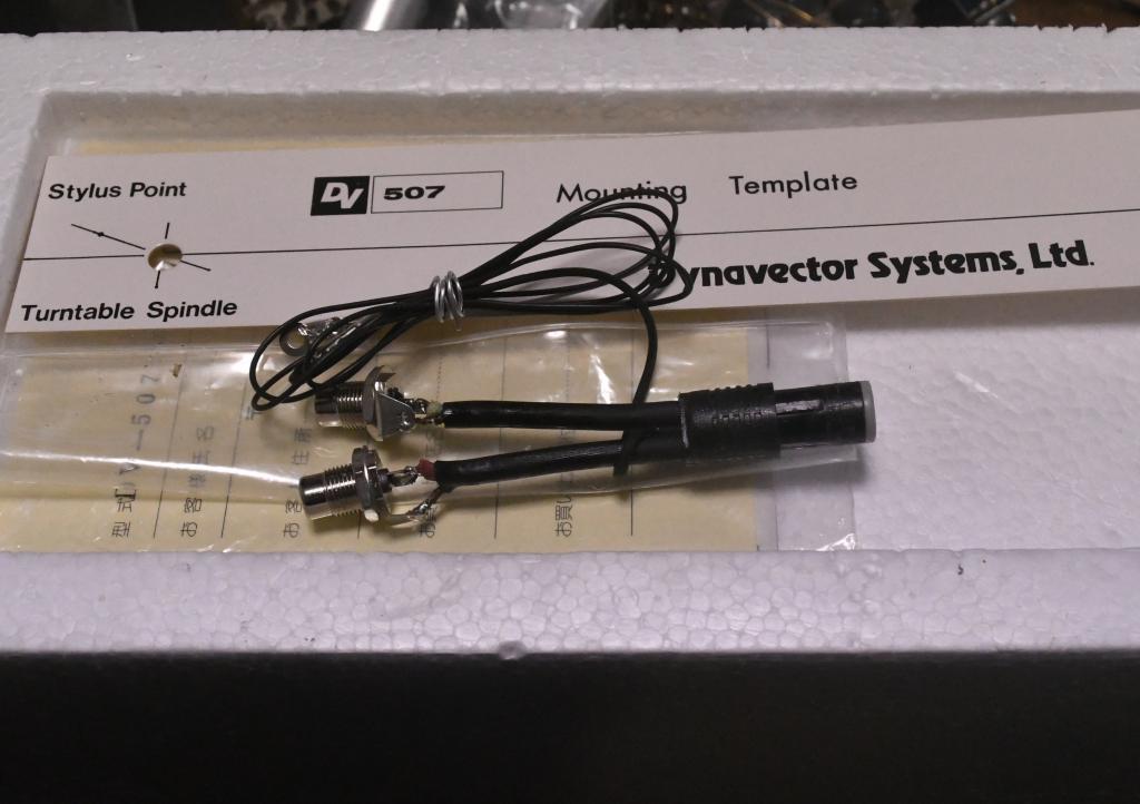 Dynavector DV-507 tonearm with original box, cable, template, headshell