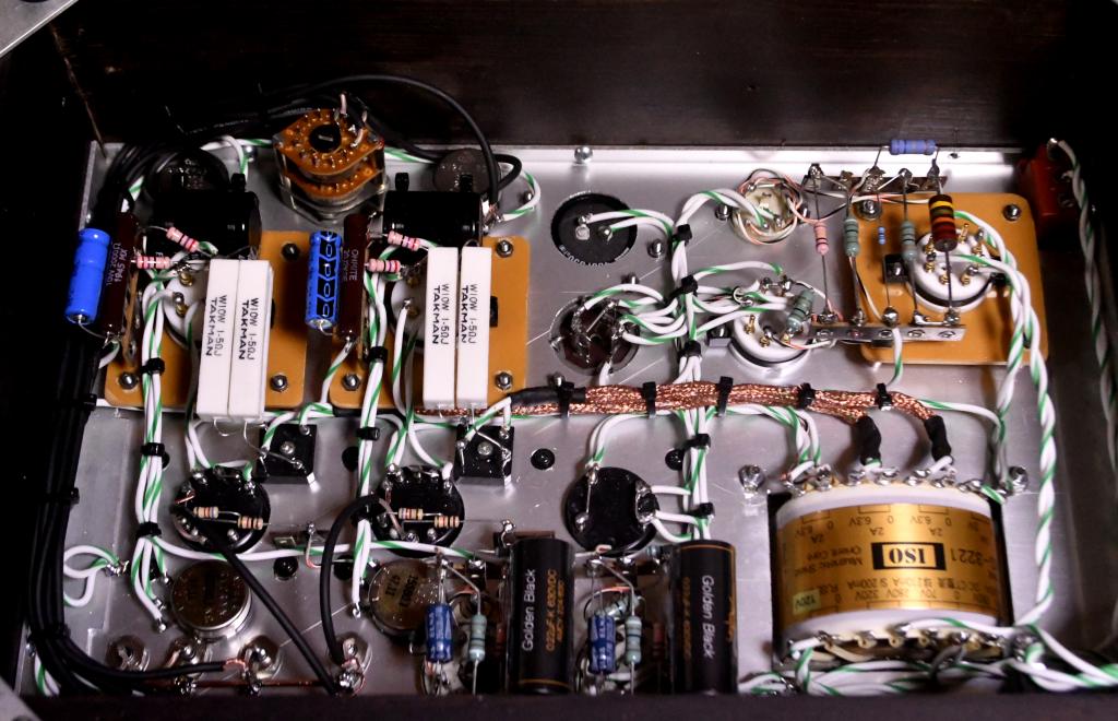 C3g-71A tube pre-amplifier, Wenger wood case, voltage regulator 7233-6V6
