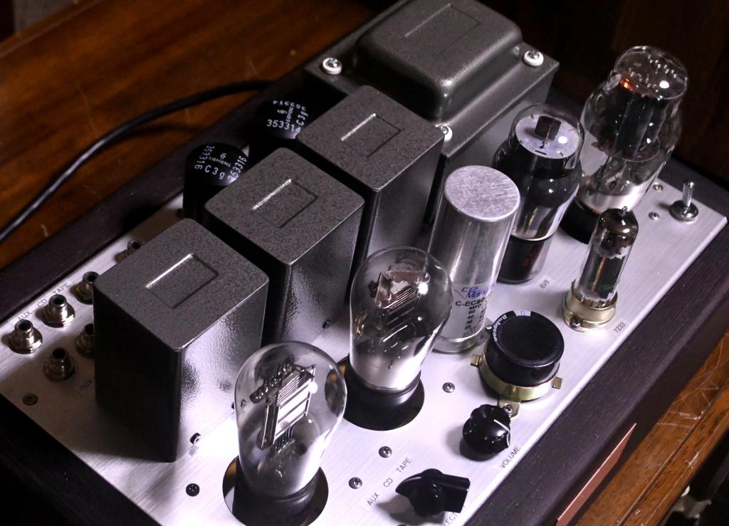C3g-71A tube pre-amplifier, Wenger wood case, voltage regulator 7233-6V6
