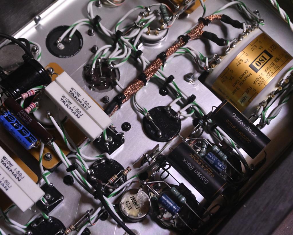 C3g-71A tube pre-amplifier, Wenger wood case, voltage regulator 7233-6V6