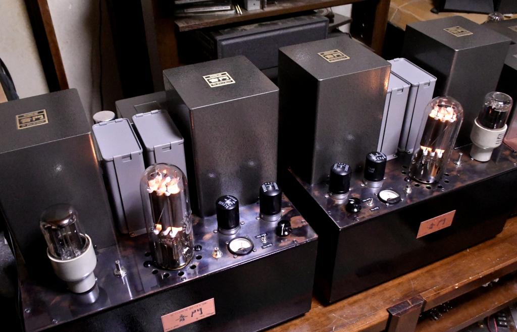 211 SE tube amplifier class A1 monoblocks 25W output