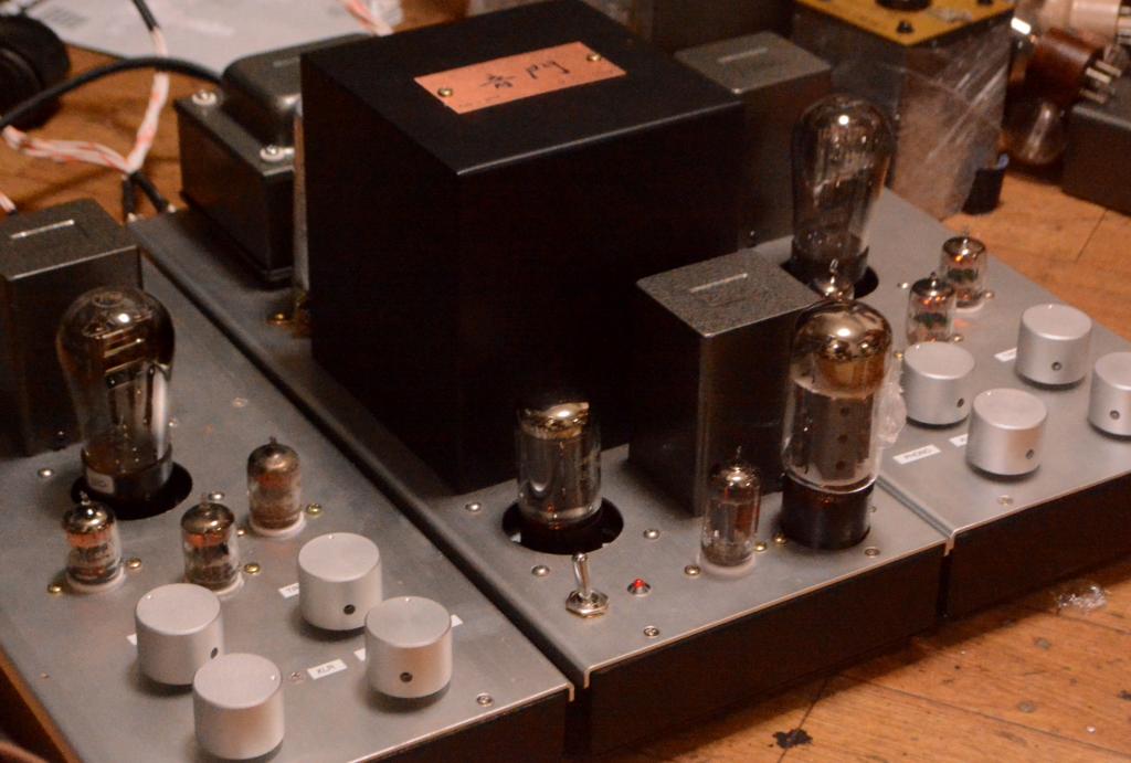 396A-71A Tube preamp with output transfomerwer, phono stage, tone control, 600 ohm output