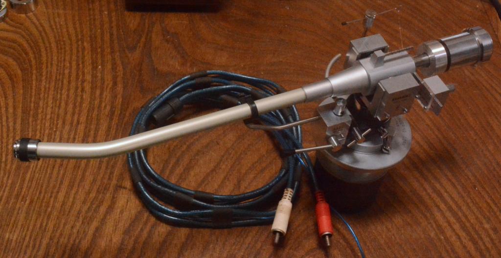 SAEC WE-506/30 12 inches long tonearm with AS-600E lifter mechanism, cable* VG condition