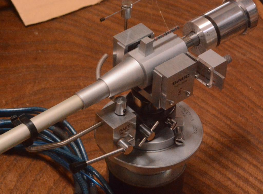 SAEC WE-506/30 12 inches long tonearm with AS-600E lifter mechanism, cable* VG condition