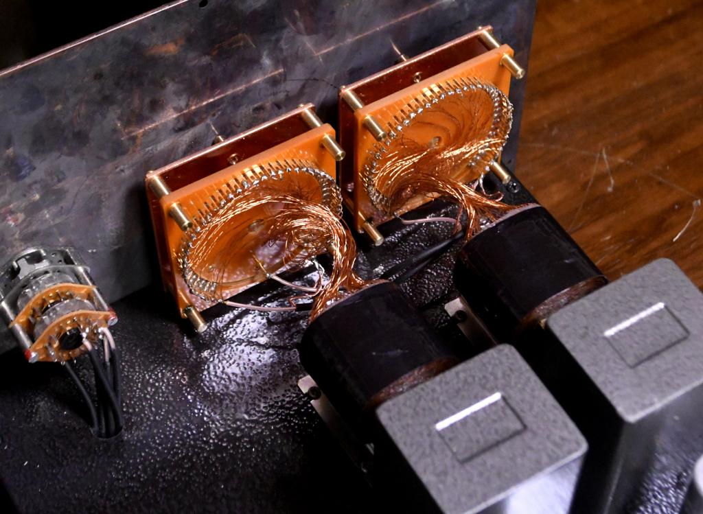 Special order made preamp with Finemet transformer attenuators, 300B as regulator tubes