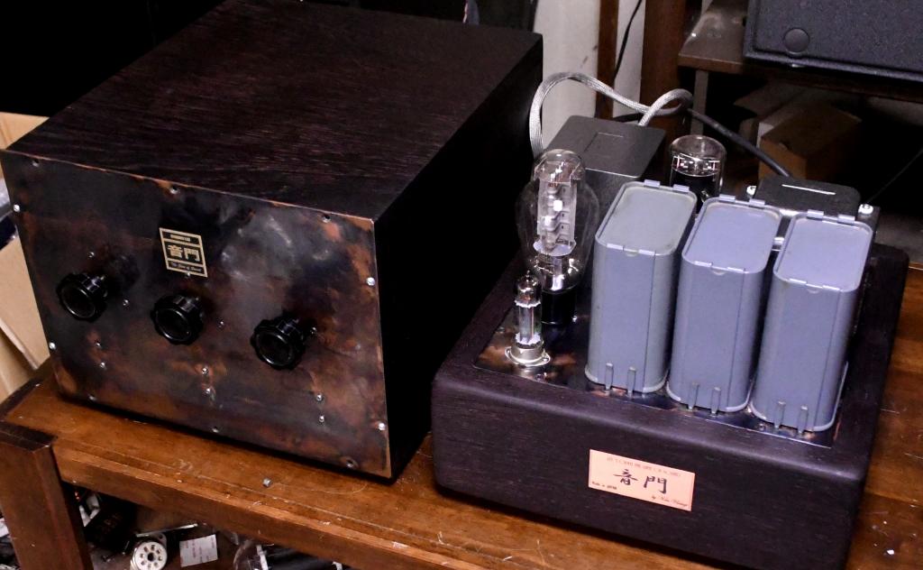 Special order made preamp with Finemet transformer attenuators, 300B as regulator tubes