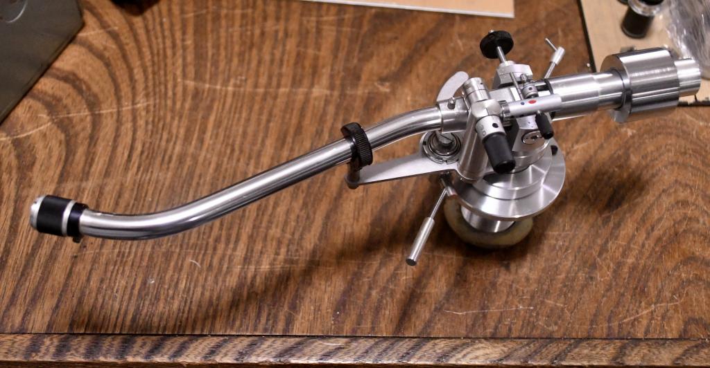 Micro seiki MA-505 dynamic balanced tonearm with cable