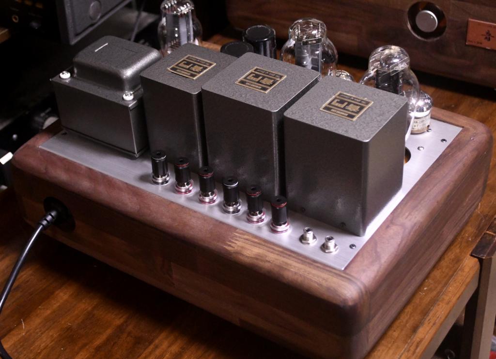 300B stereo tube amplifier class A1, 9W output