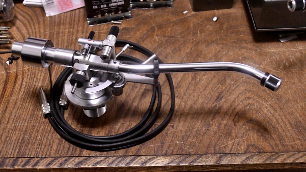 Micro seiki MA-505Mk2 dynamic balanced tonearm with cable