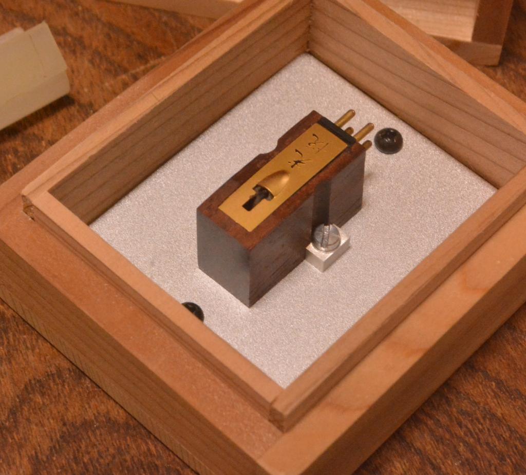 Early Koetsu Rosewood Signature cartridge for professional * Perfect condition