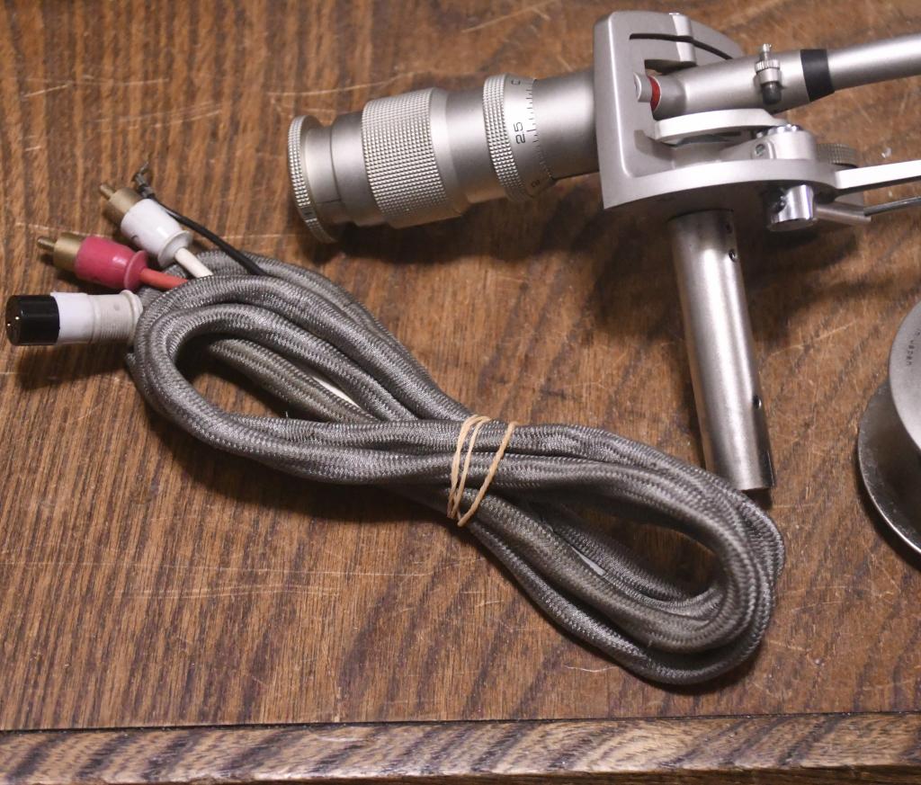 Technics EPA-100 tonearm boron titanium