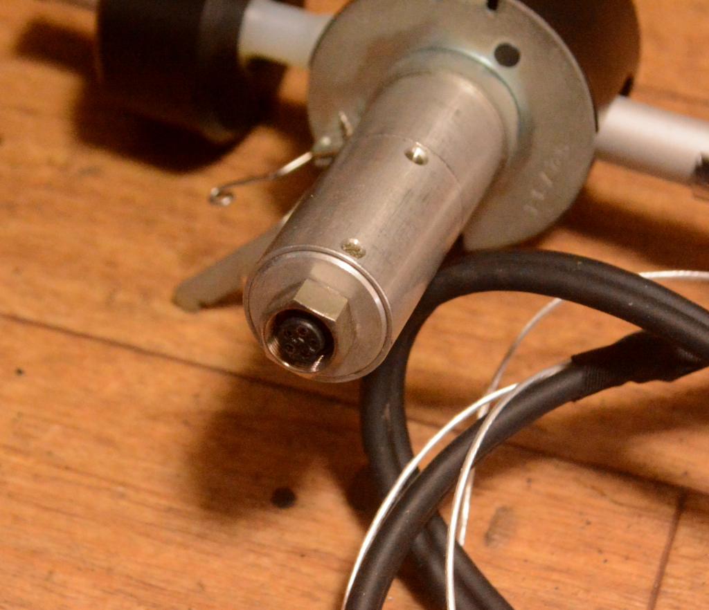 Early EMT 929 tonearm with lateral weight, antiskating weight, cable * beautiful !