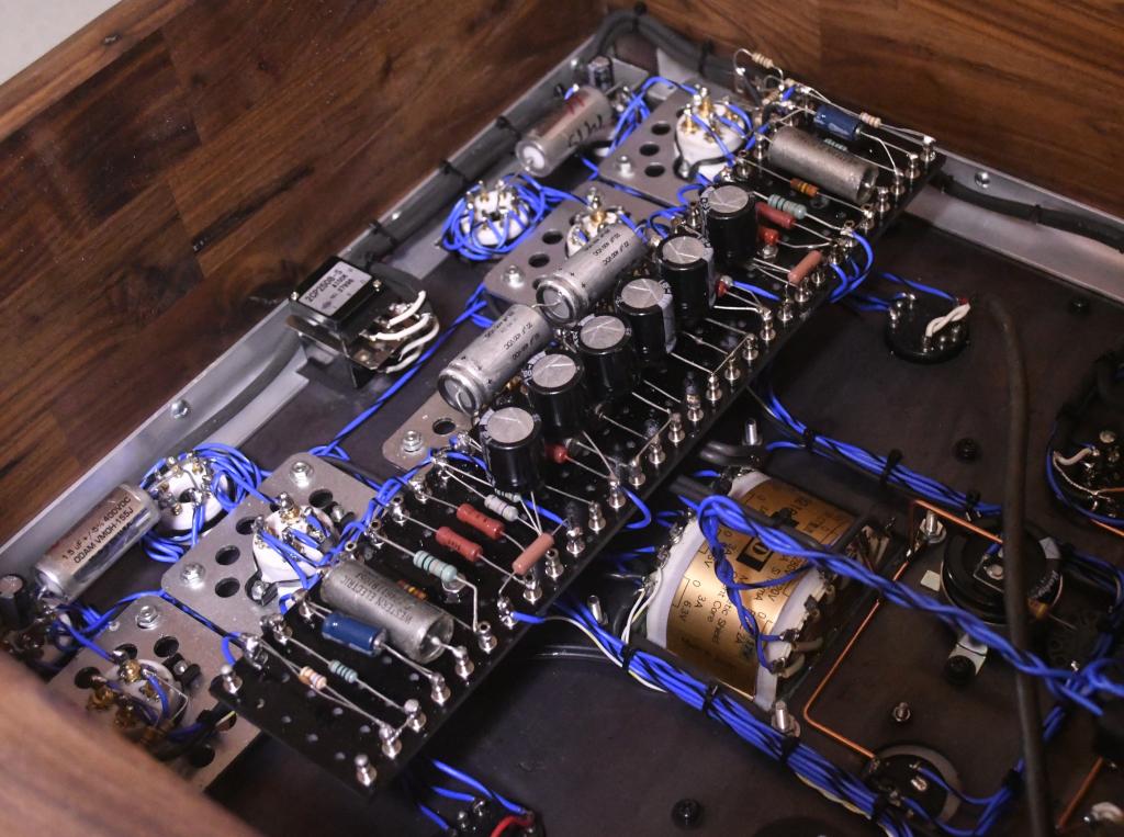 45 PSE tube amplifier with special order made X series transformer and walnut case