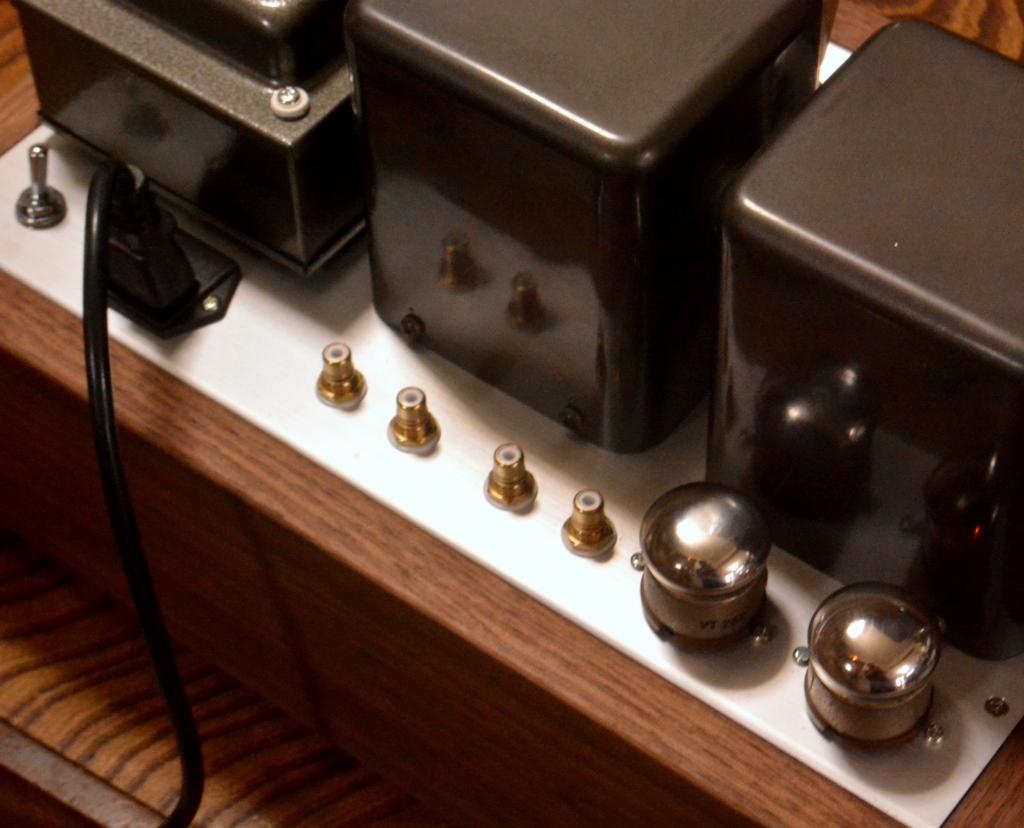 45 SE tube amplifier/headhphone amp driving tube 717A