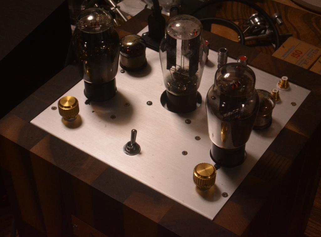 "The Tesseract" 47 SE tube amplifier 2W output * All tubes included