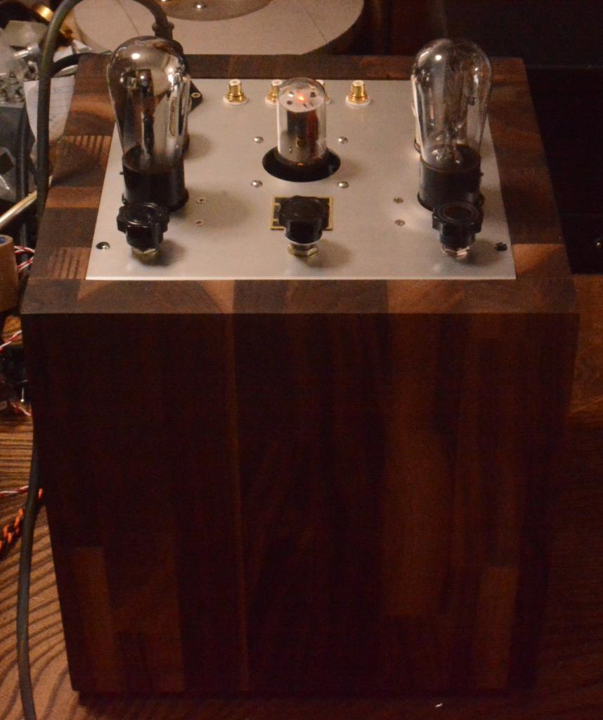 "The Tesseract" 71A tube preamp, using for Bluetooth connection 0.7W output