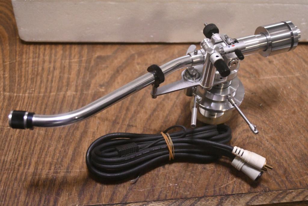 Micro seiki MA-505Mk2 dynamic balanced tonearm with cable