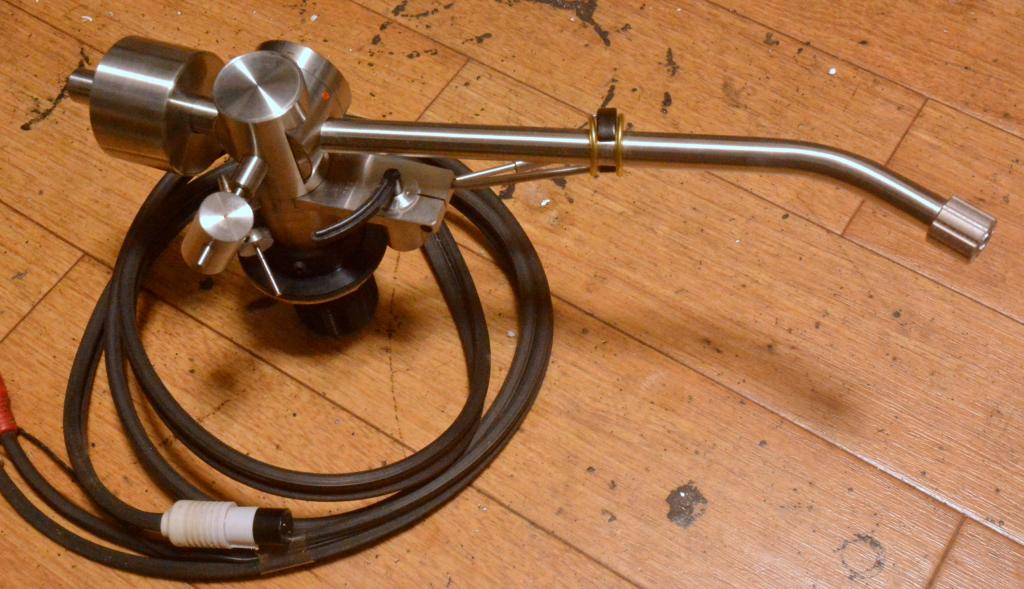 Fidelity Research FR-64S tonearm with cable