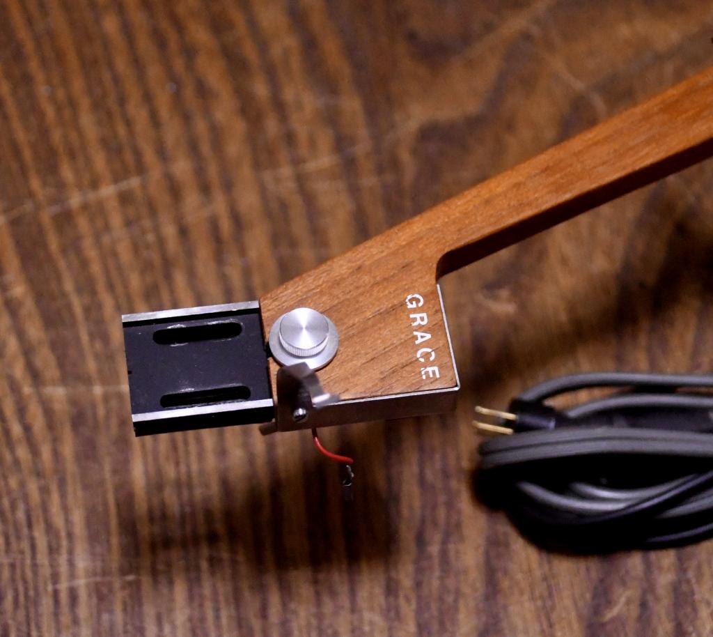 Grace G-714 wooden tonearm with headshell, cable