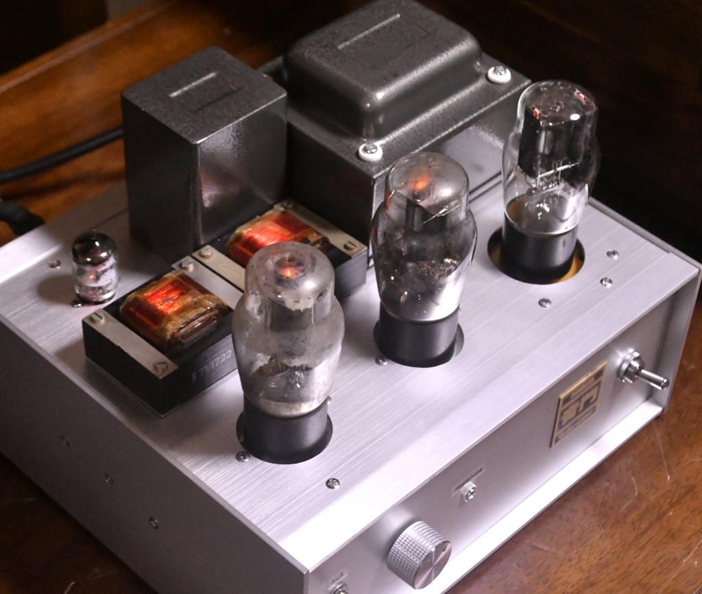 42 SE tube amplifier with SIEMENS OPT, Bluetooth receiver, Headphone amp embedded 230V