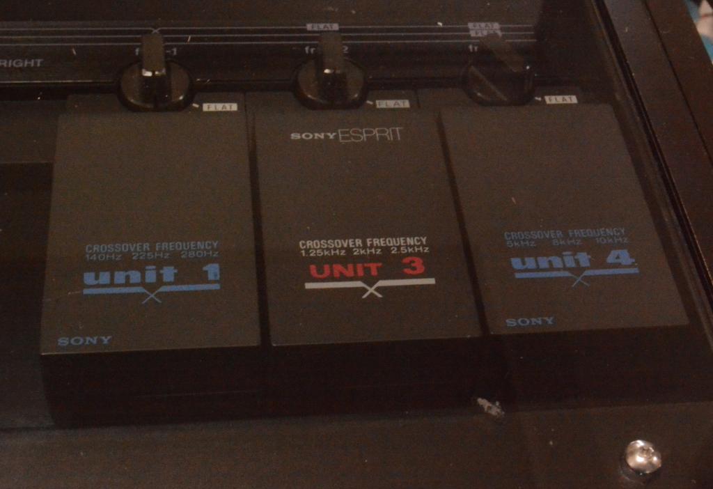 VG++ condition SONY TA-D900 channel divider network for 2,3,4 ways