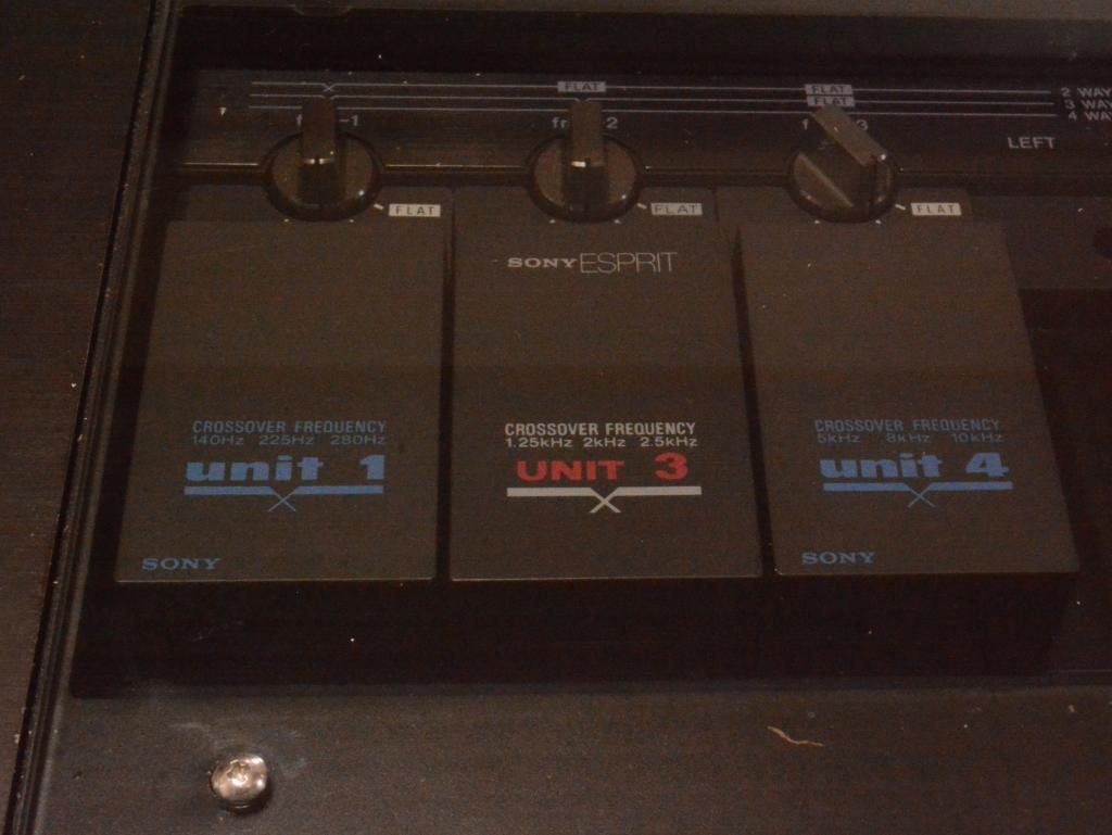 VG++ condition SONY TA-D900 channel divider network for 2,3,4 ways