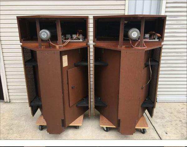 Pair Klipsch Klipschorn speaker