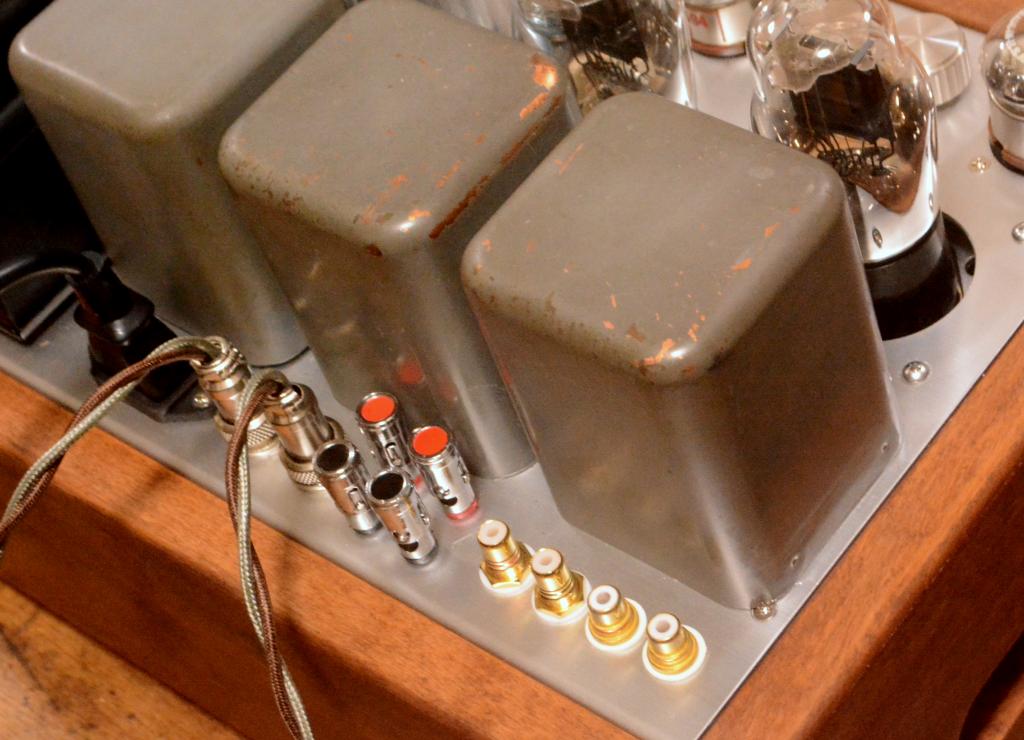 45 SE tube amplifier amp for mania with Walnut wooden case 717A and RCA field coil speaker