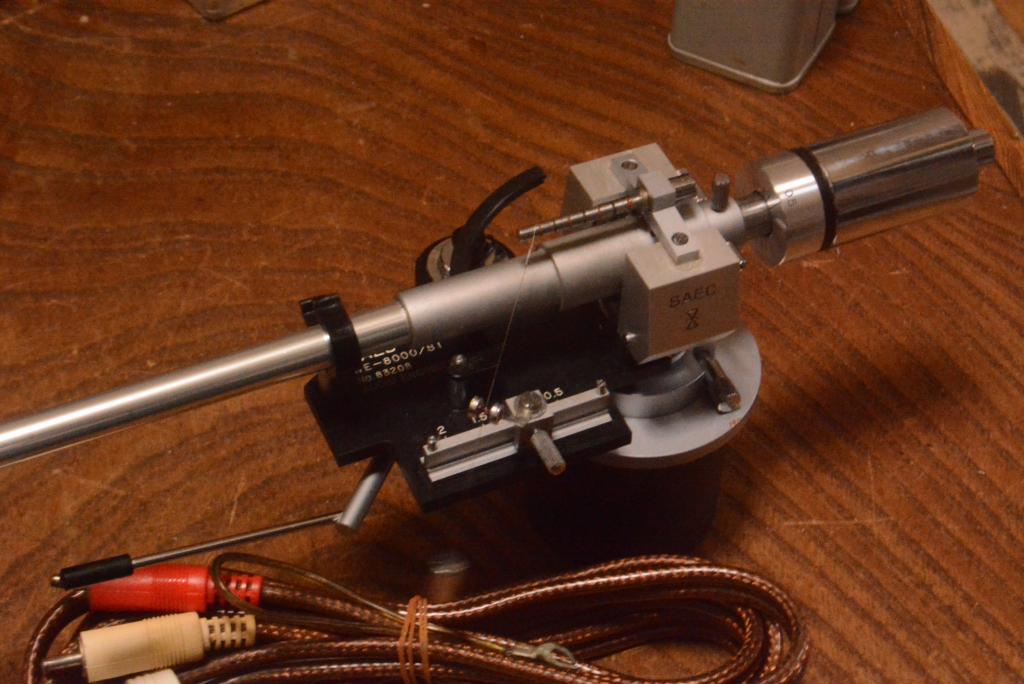 SAEC WE-8000st long straight tonearm with original cable, headshell, AS-500E