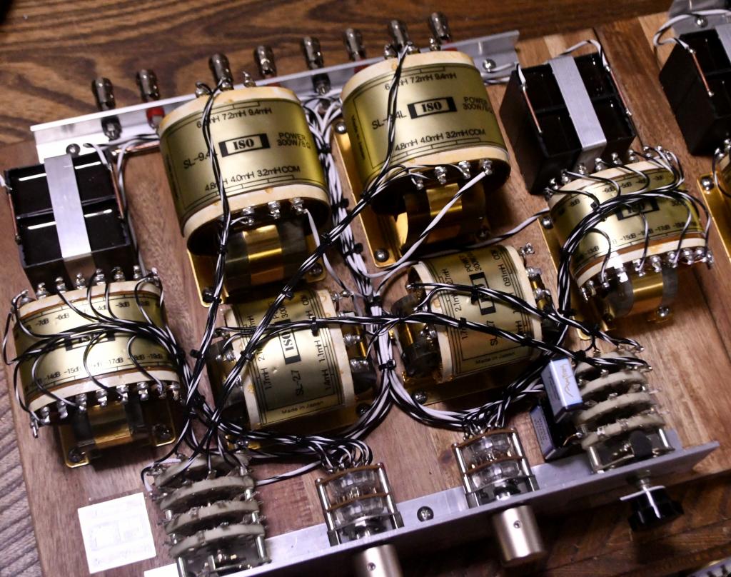 Special order made 3 ways network crossover order made for horn system