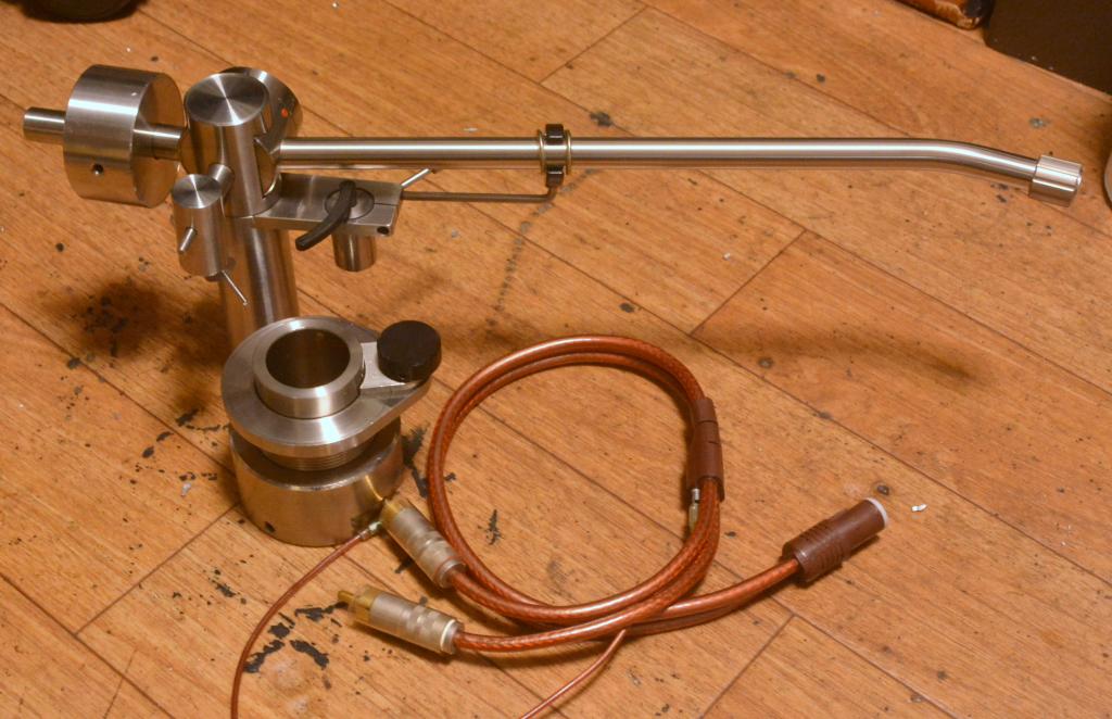 Fidelity Research FR-66S tonearm with cable