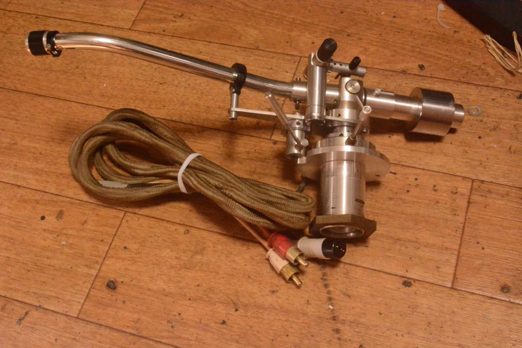 Micro seiki MA-505 dynamic balanced tonearm with cable
