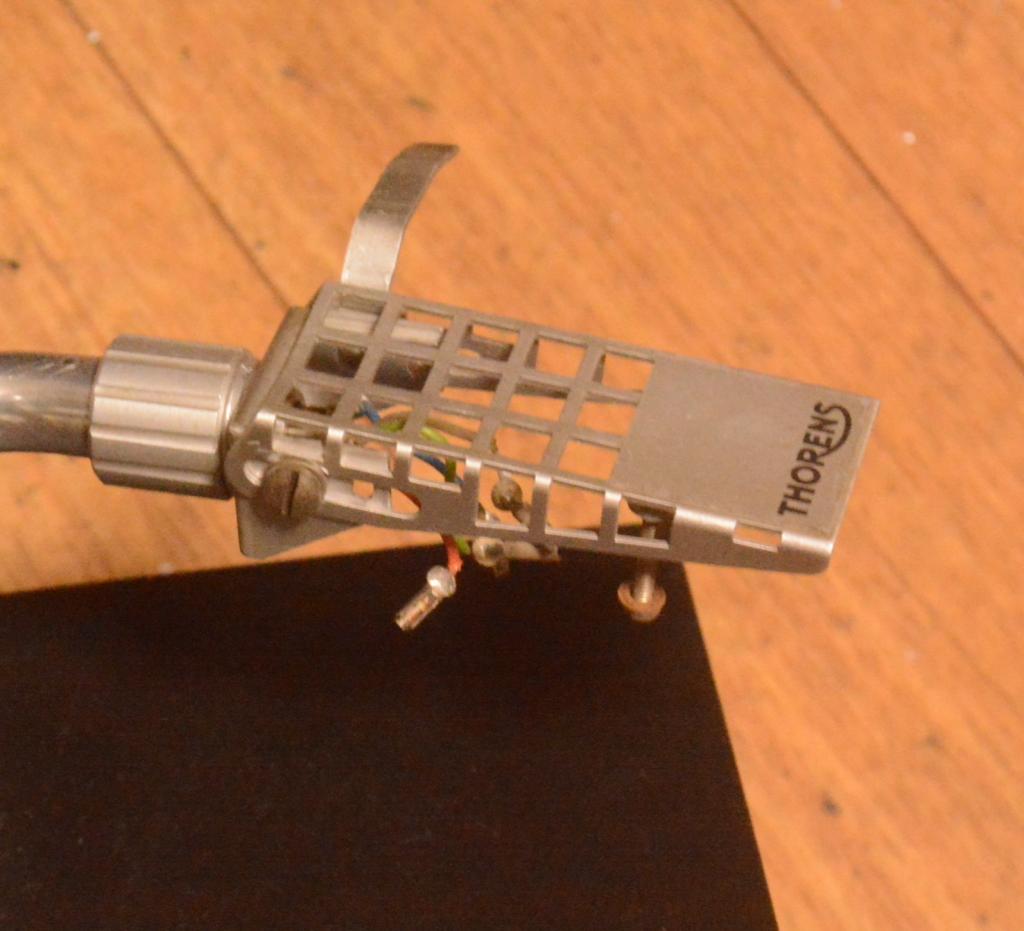 Thorens TP-25 tonearm, nearly same as EMT 929