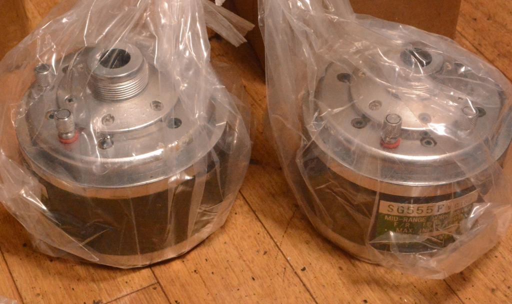 Early Pair GOTO UNIT SG-555FRP for middle low range, replacement for WE.555